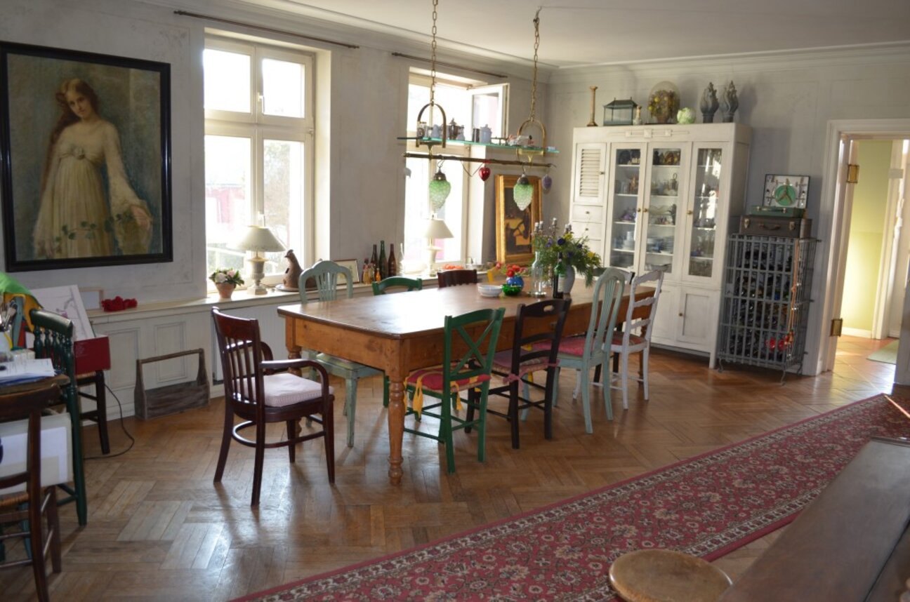 TischmitDurchgang_2-1024x678